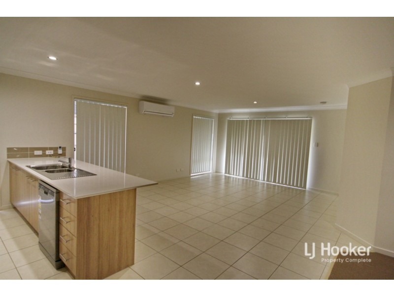 33 Malachite Drive, Logan Reserve QLD 4133