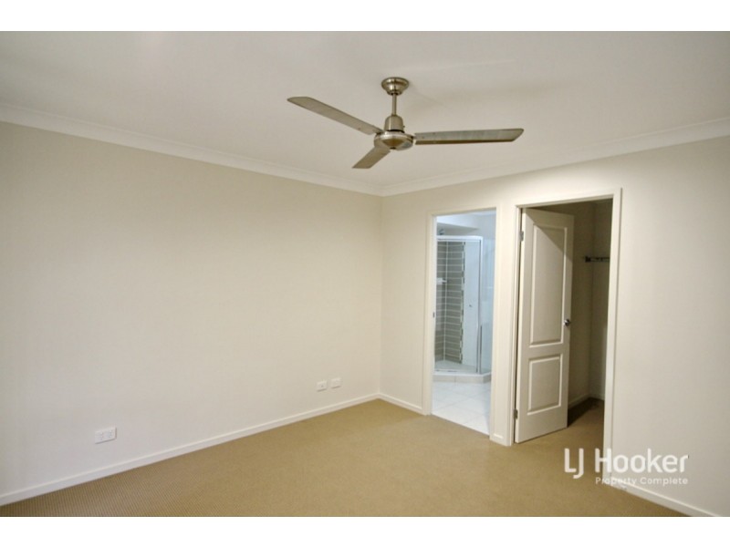 33 Malachite Drive, Logan Reserve QLD 4133