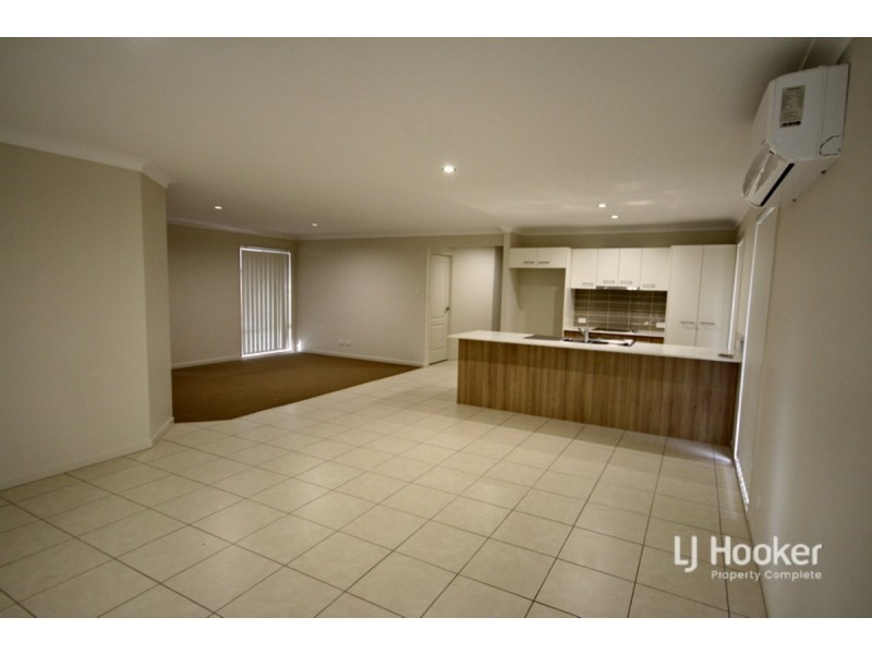 33 Malachite Drive, Logan Reserve QLD 4133