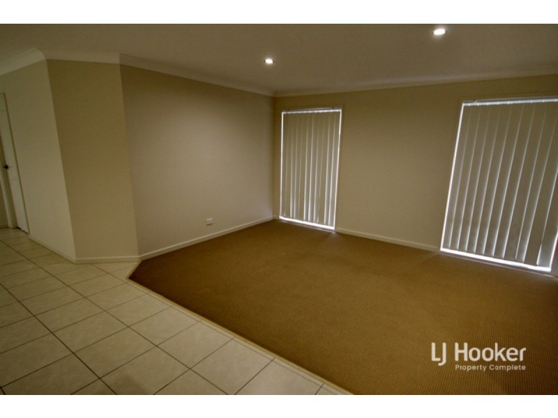 33 Malachite Drive, Logan Reserve QLD 4133