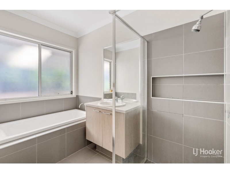 21 Greenstone Street, Yarrabilba QLD 4207