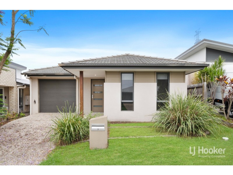 7 Hillard Street, Yarrabilba QLD 4207