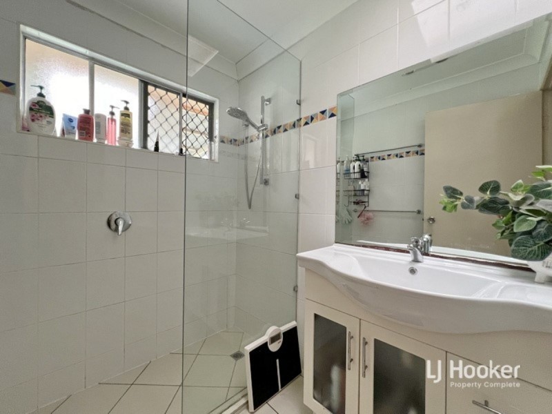 12 Crinum Street, Crestmead QLD 4132