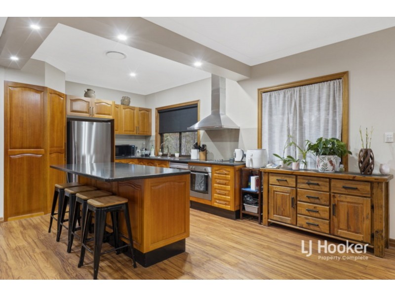 803-843 Quinzeh Creek Road, Cedar Creek QLD 4207