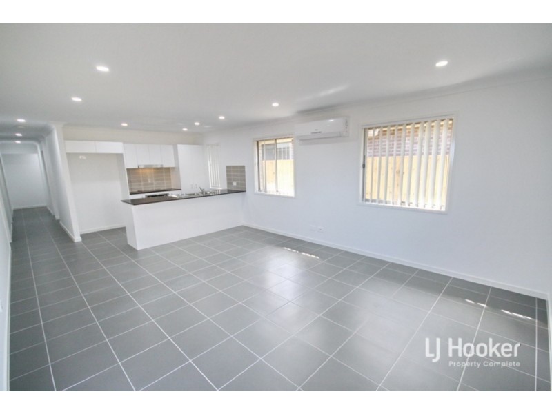 42 Cambridge Circuit, Yarrabilba QLD 4207