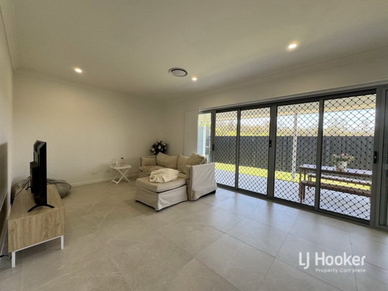 15 Flinders Drive, Yarrabilba QLD 4207