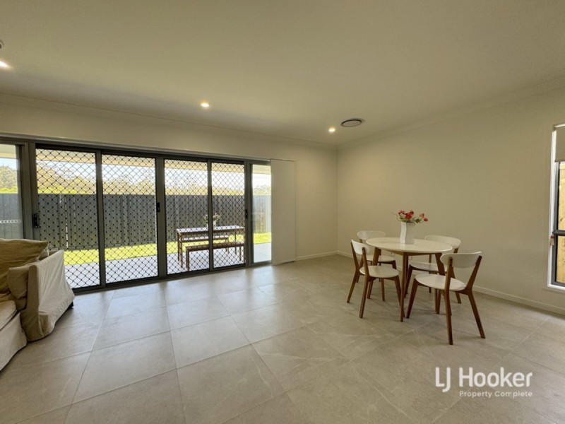 15 Flinders Drive, Yarrabilba QLD 4207