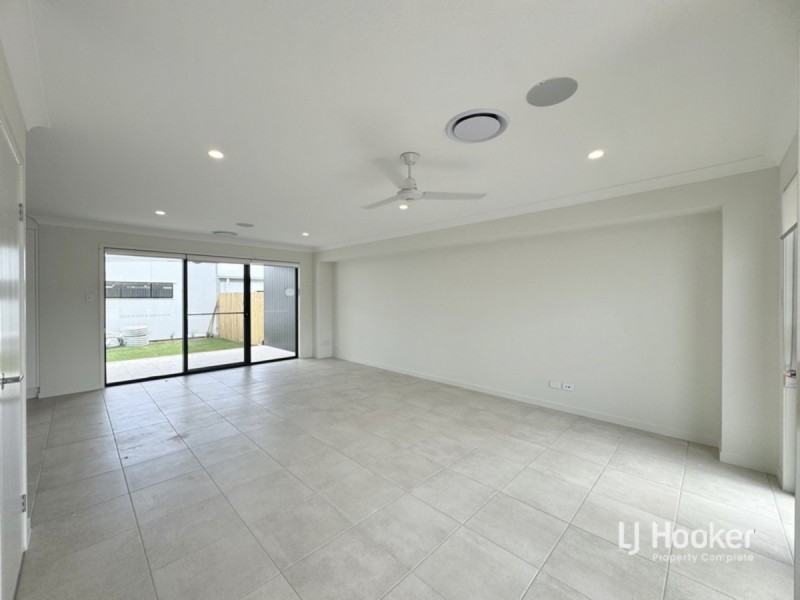 6 Grampians Circuit, Yarrabilba QLD 4207