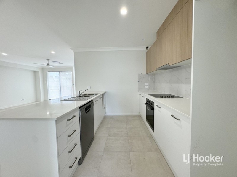 6 Grampians Circuit, Yarrabilba QLD 4207