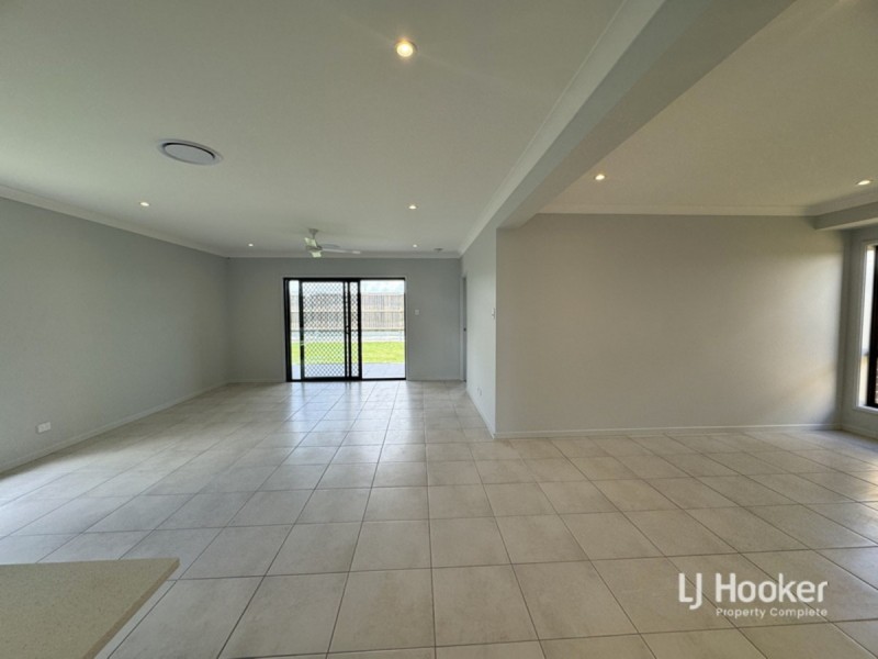 88 Wellington Circuit, Yarrabilba QLD 4207