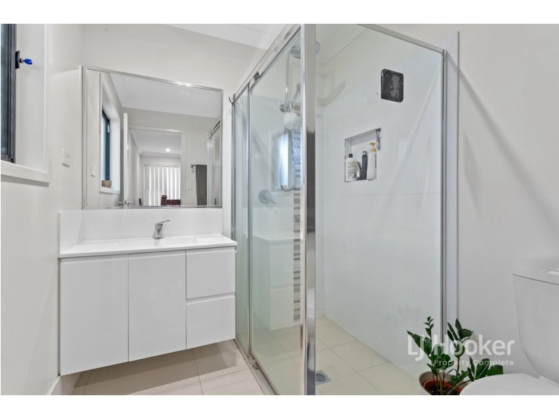 15 Buxton Avenue, Yarrabilba QLD 4207