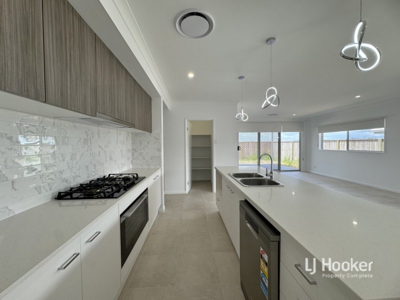 19 Wellington Circuit, Yarrabilba QLD 4207