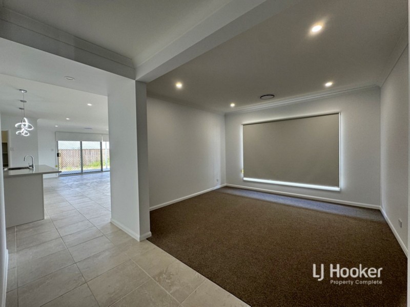 19 Wellington Circuit, Yarrabilba QLD 4207