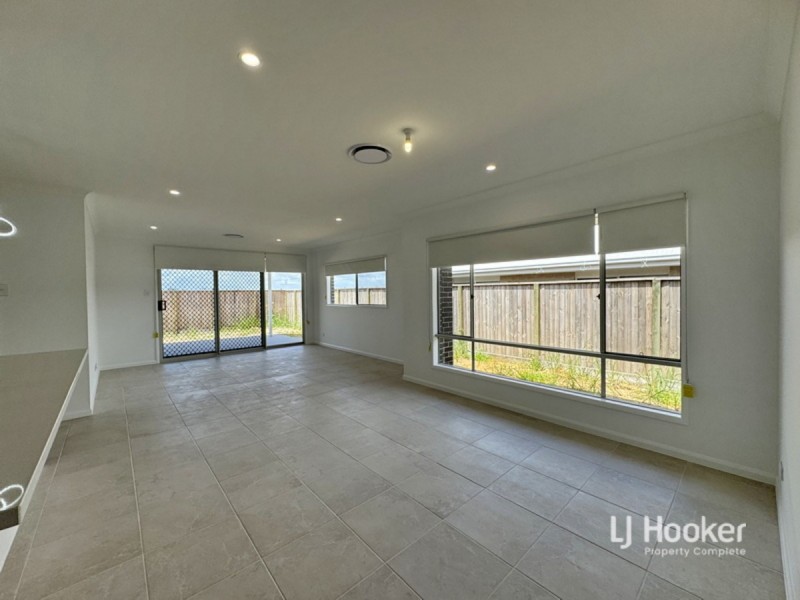 19 Wellington Circuit, Yarrabilba QLD 4207