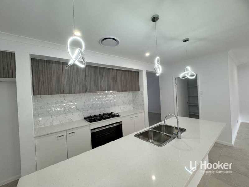 19 Wellington Circuit, Yarrabilba QLD 4207