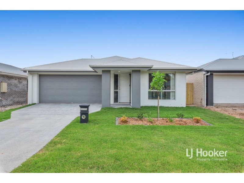 5 Mount Huntley Street, Park Ridge QLD 4125