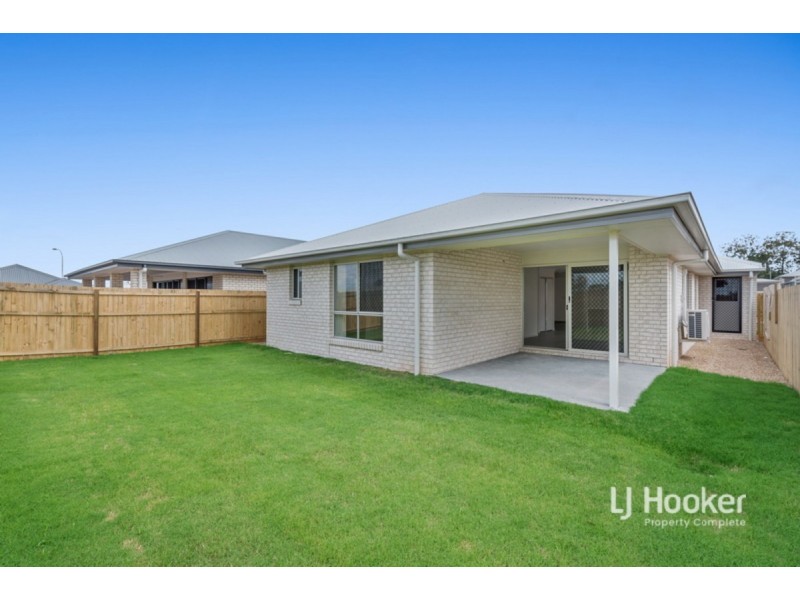 5 Mount Huntley Street, Park Ridge QLD 4125
