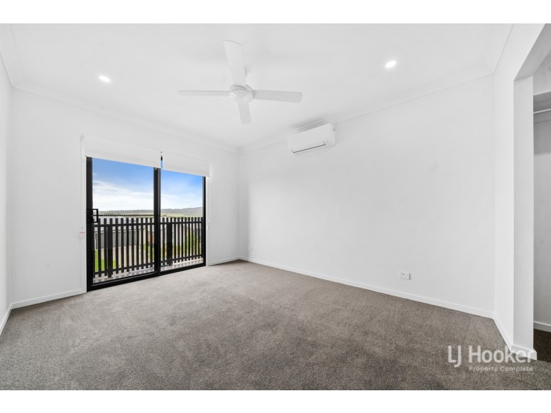 92 Snowdonia Crescent, Yarrabilba QLD 4207