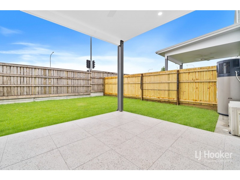 100 Snowdonia Crescent, Yarrabilba QLD 4207
