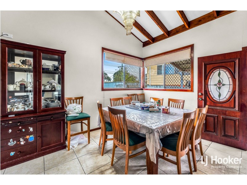 5 Lyngrove Street, Kingston QLD 4114