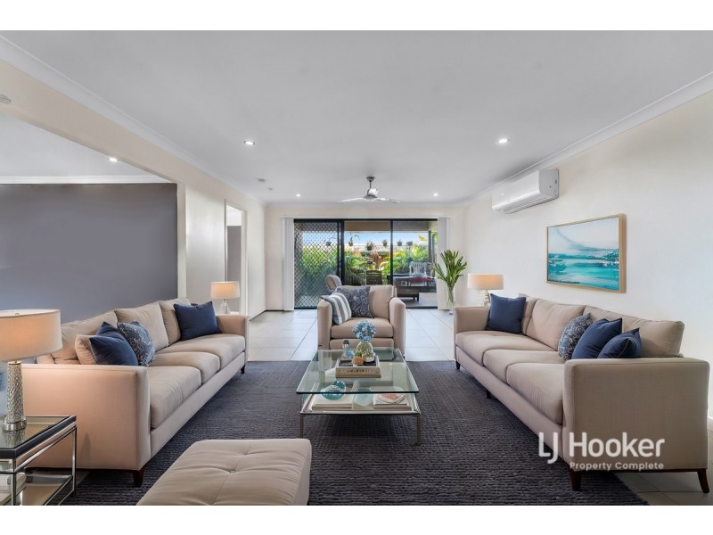 11 Summerview Avenue, Yarrabilba QLD 4207