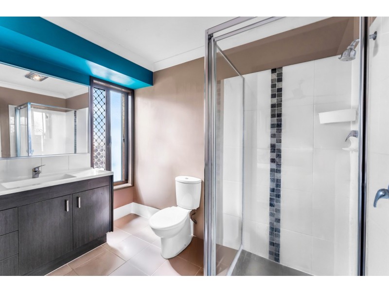 11 Summerview Avenue, Yarrabilba QLD 4207