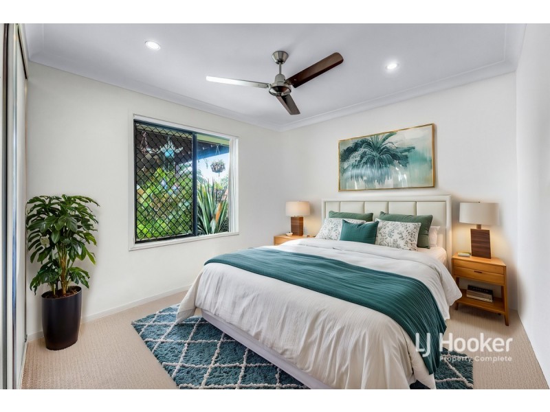 11 Summerview Avenue, Yarrabilba QLD 4207