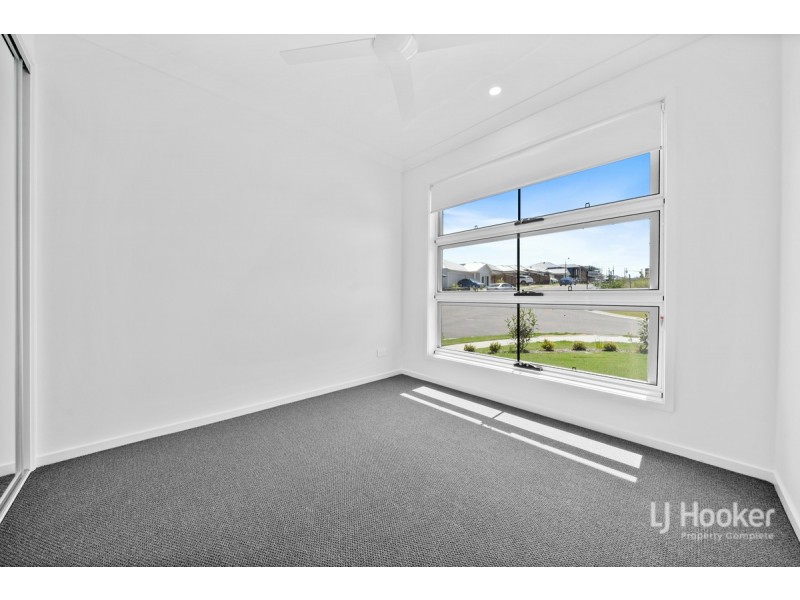 2/86 Bunya Drive, Park Ridge QLD 4125