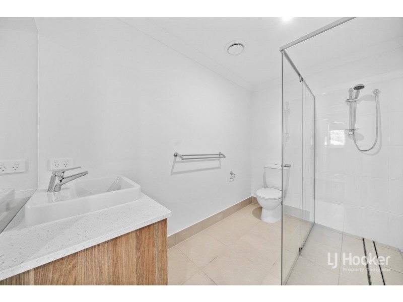 2/86 Bunya Drive, Park Ridge QLD 4125