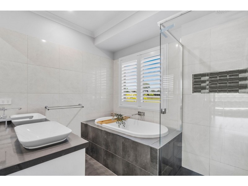 148-150 Lady Ardee Circuit, Stockleigh QLD 4280