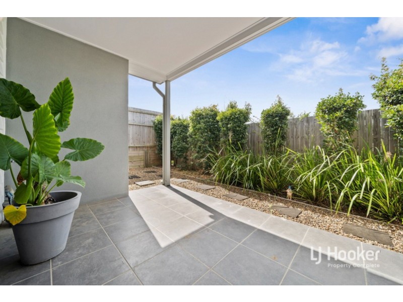 5 Flint Street, Yarrabilba QLD 4207