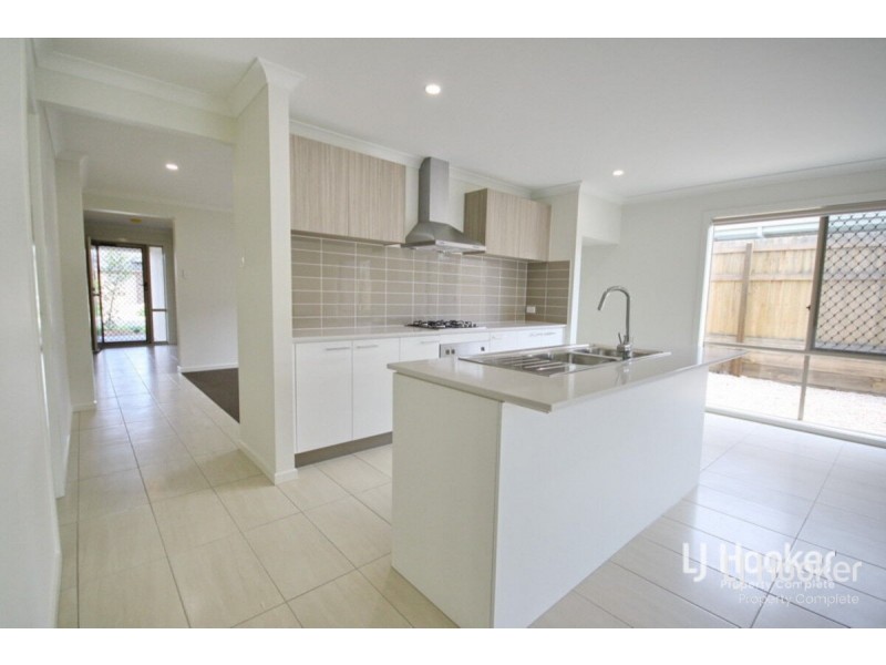 14 Breccia Street, Yarrabilba QLD 4207