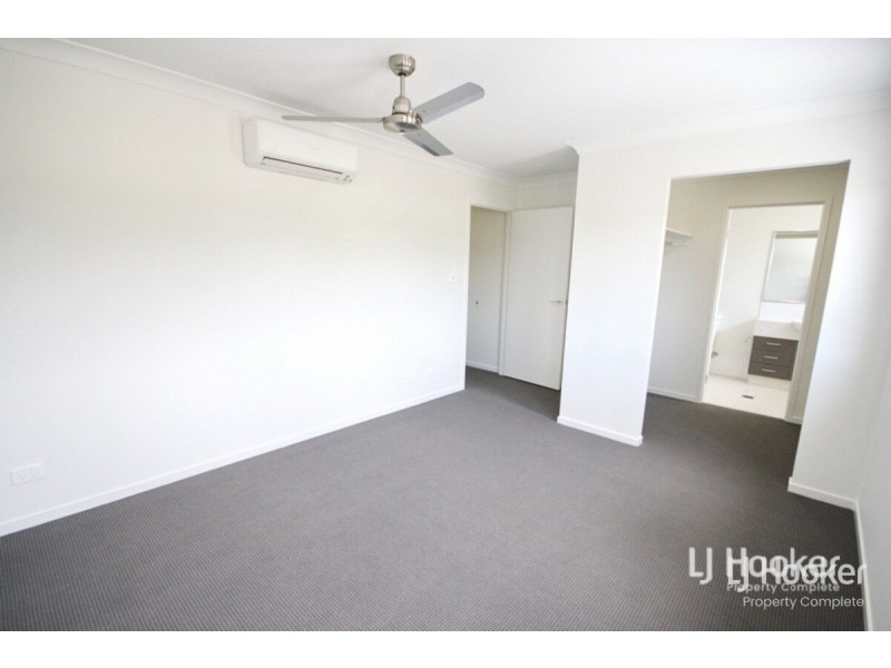 1/9 Daniels Lane, Yarrabilba QLD 4207