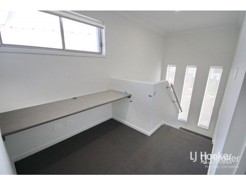1/9 Daniels Lane, Yarrabilba QLD 4207