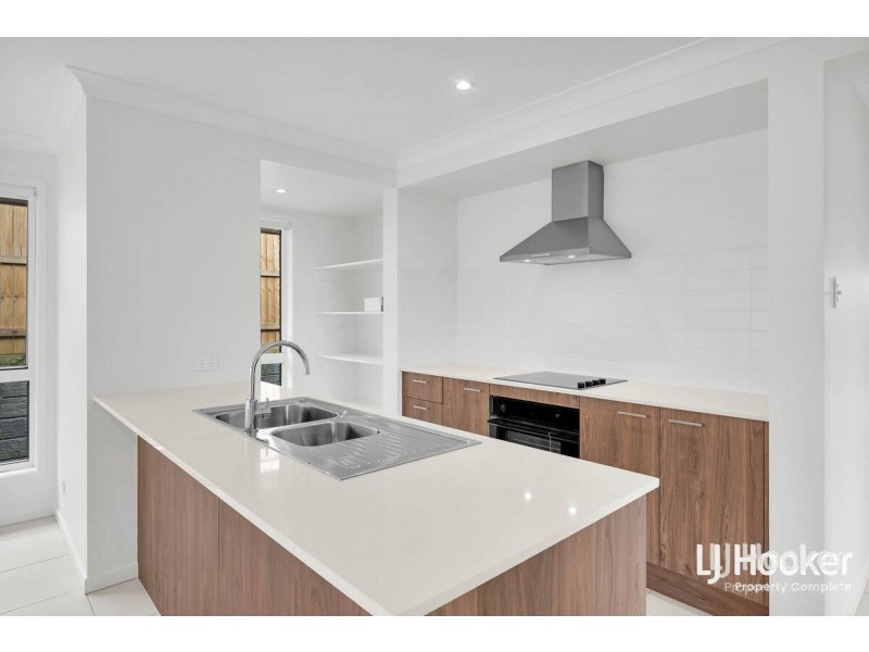 31 Breckenridge Road, Logan Reserve QLD 4133