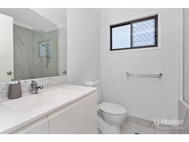 1/12 Granite Street, Yarrabilba QLD 4207