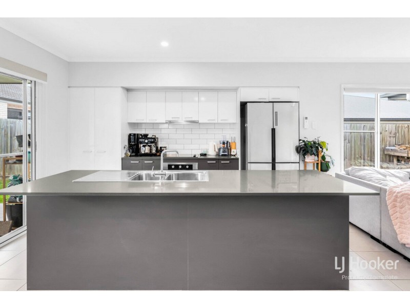 19 Buxton Avenue, Yarrabilba QLD 4207