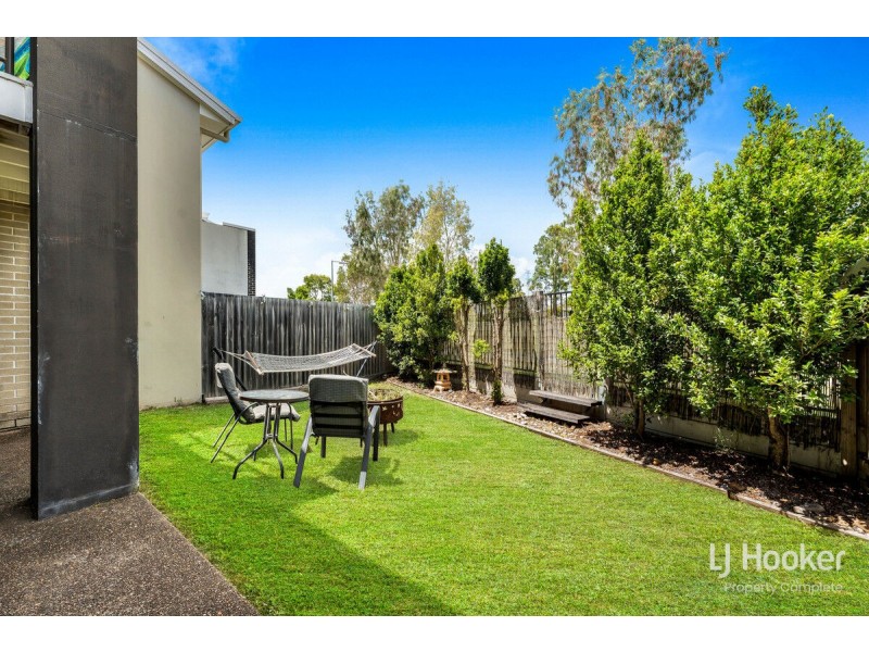 11 Hantlemann Lane, Yarrabilba QLD 4207