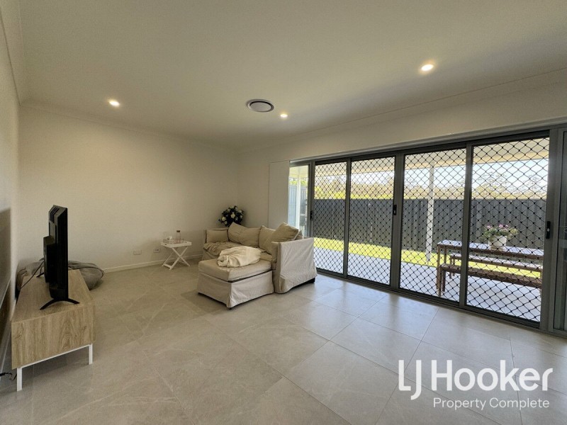 15 Flinders Drive, Yarrabilba QLD 4207
