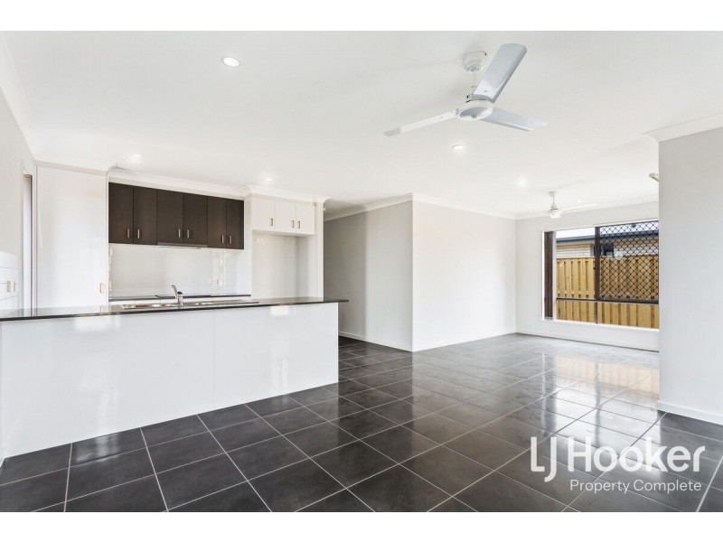 3 Bayes Road, Logan Reserve QLD 4133