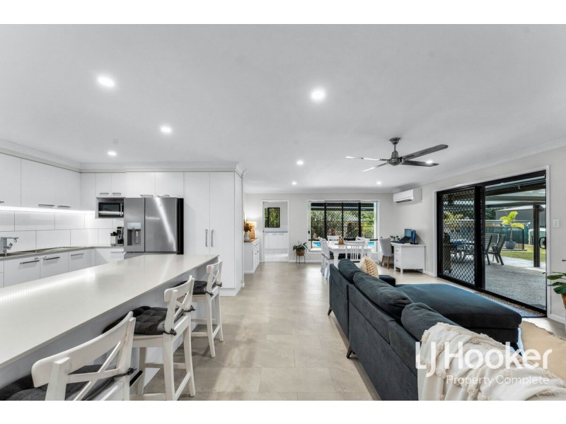 17-19 Spinebill Drive, Greenbank QLD 4124