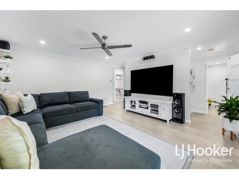 17-19 Spinebill Drive, Greenbank QLD 4124