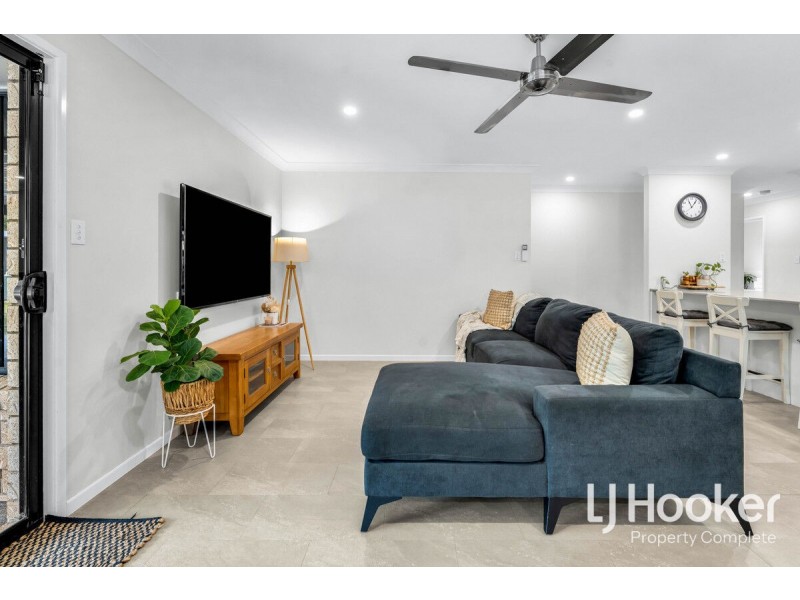 17-19 Spinebill Drive, Greenbank QLD 4124