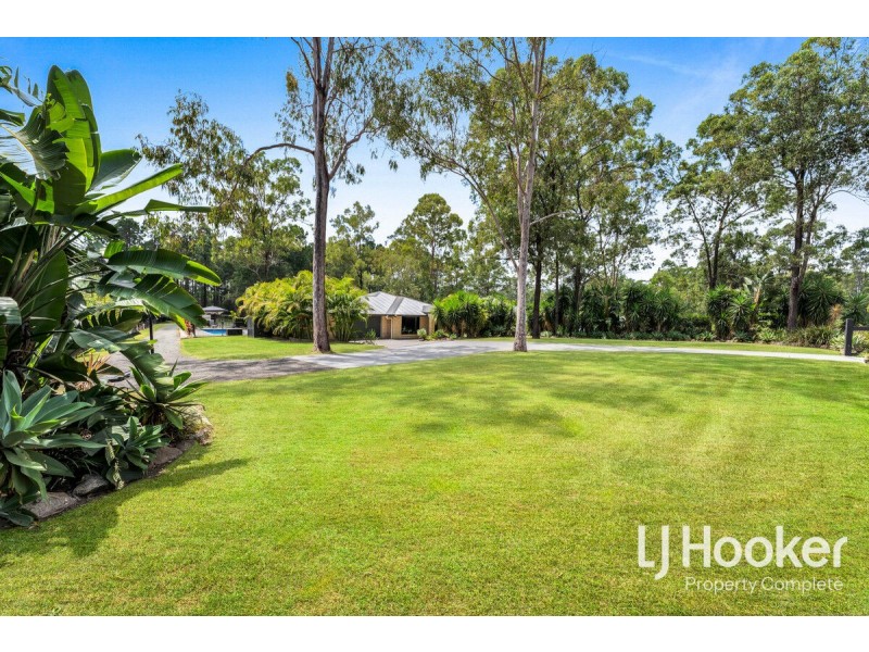 17-19 Spinebill Drive, Greenbank QLD 4124
