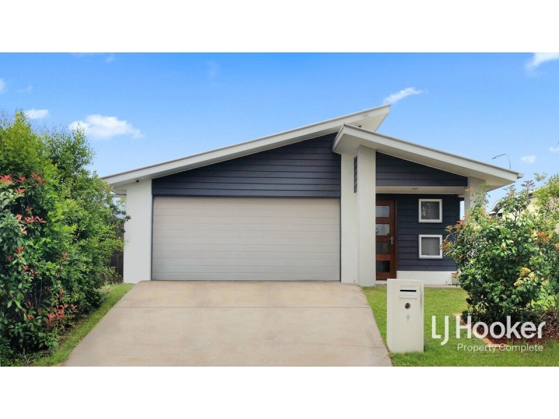 9 Treetops Street, Yarrabilba QLD 4207