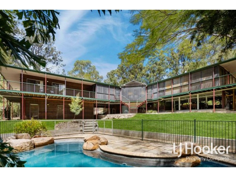 21 Barakula Court, Cedar Creek QLD 4207