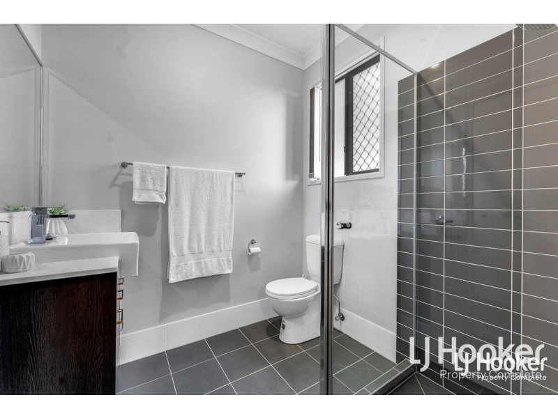 35 Hickory Street, Marsden QLD 4132