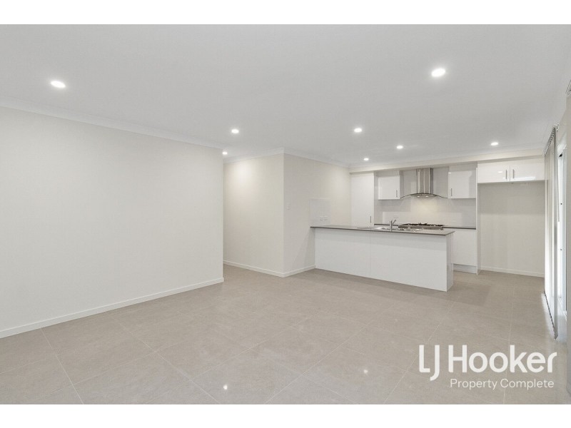 24 Haven Drive, Holmview QLD 4207