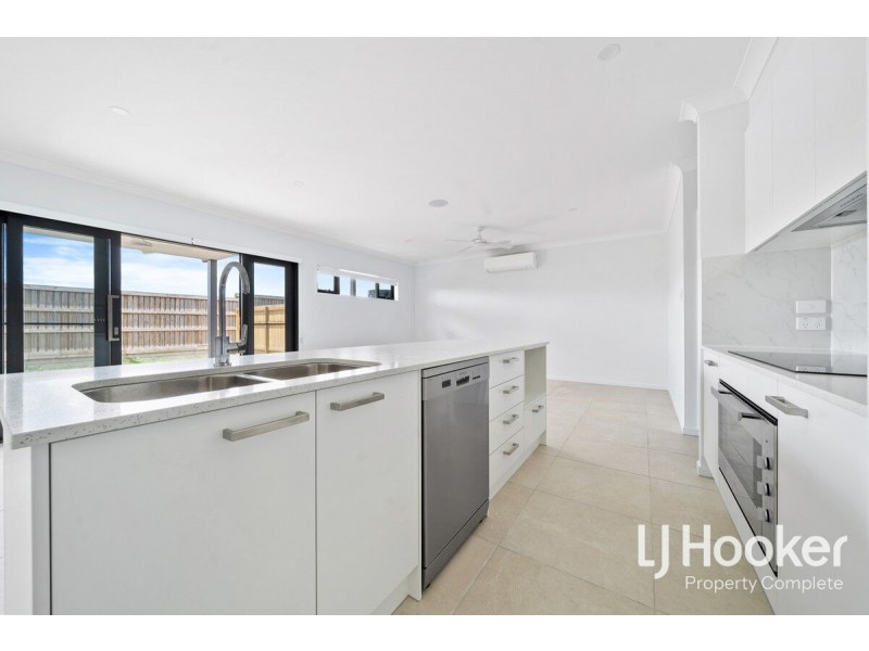 40 Willandra Street, Yarrabilba QLD 4207