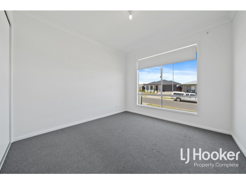 90 Belhaven Avenue, Yarrabilba QLD 4207